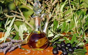 Botella de aceite de oliva ecológico