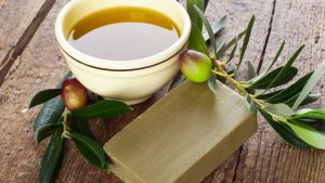 No es el jabón más espumoso, pero proporciona limpieza sin igual a quienes lo usan No es el jabón más espumoso, pero proporciona limpieza sin igual a quienes lo usan