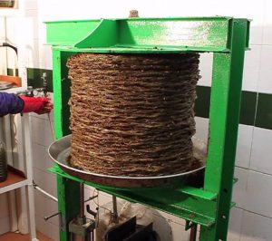 Prensa artesanal de aceite de oliva